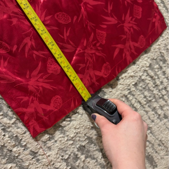 Vintage new look 915 red satin midi skirt size 24 - Picture 3 of 6